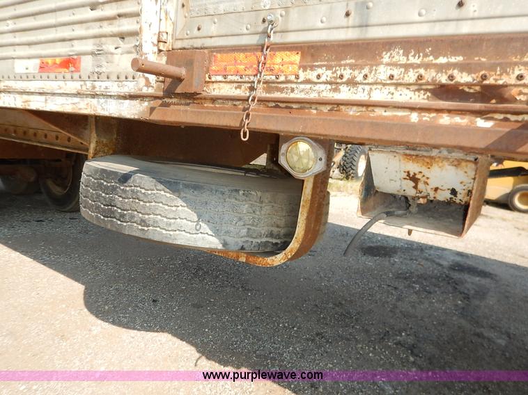 image for item J6446 1962 dry van trailer