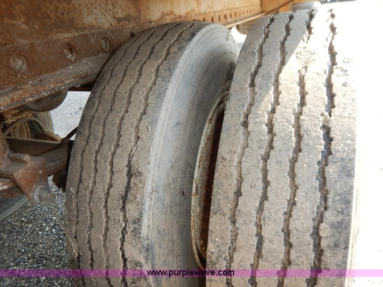 image for item J6446 1962 dry van trailer