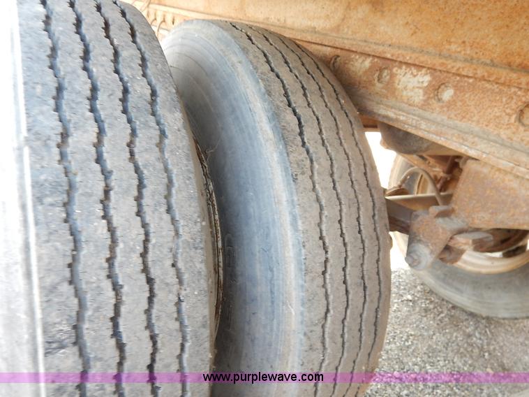 image for item J6446 1962 dry van trailer