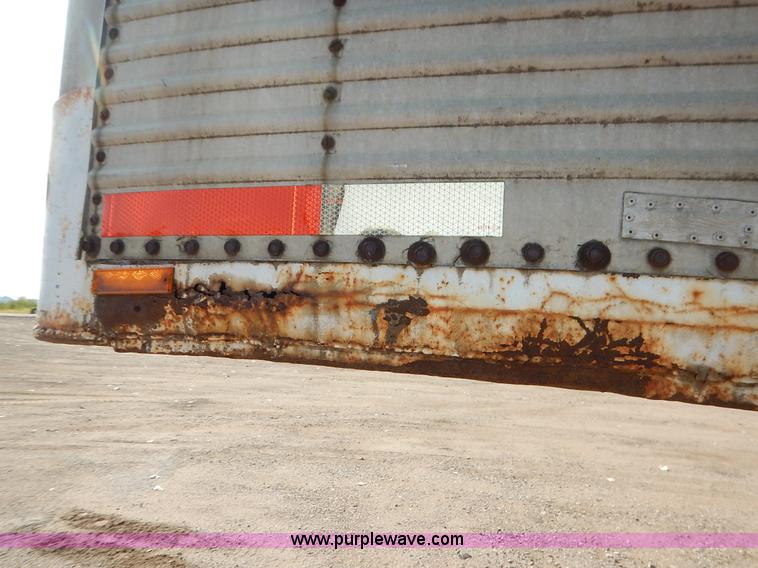 image for item J6446 1962 dry van trailer