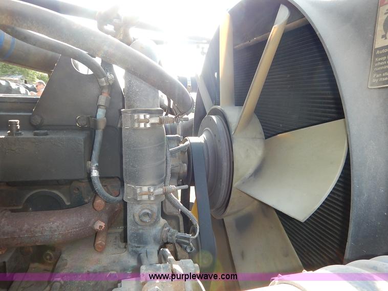 image for item J6462 1998 Freightliner FLD112 semi truck