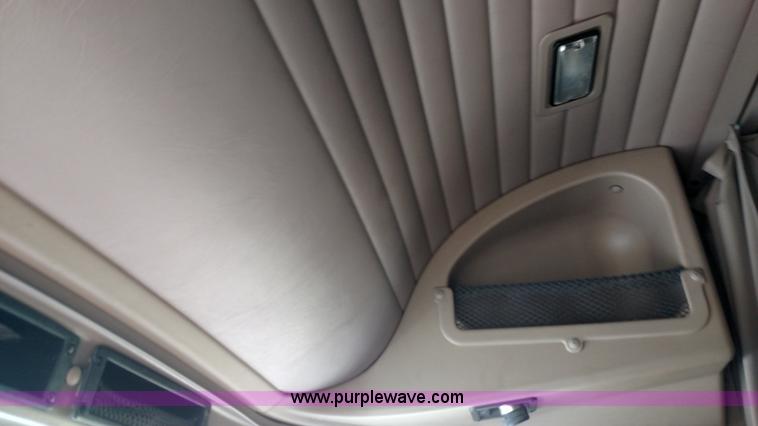 image for item K1139 2006 International Eagle 9400i semi truck