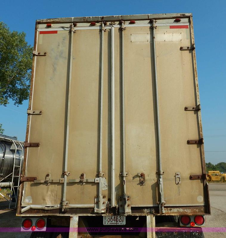 image for item K1597 1970 Fruehauf FBZ9F240 dry van trailer