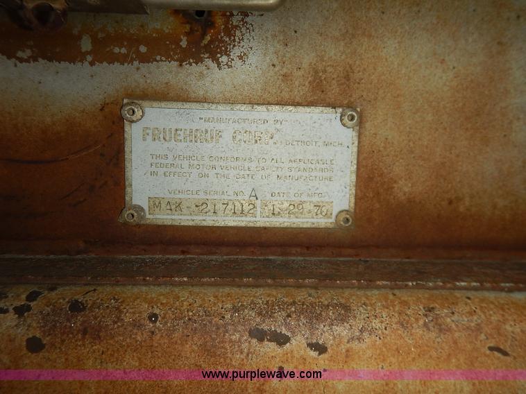 image for item K1597 1970 Fruehauf FBZ9F240 dry van trailer