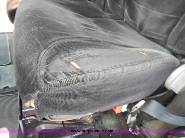 image for item K1609 2007 Peterbilt 379 semi truck