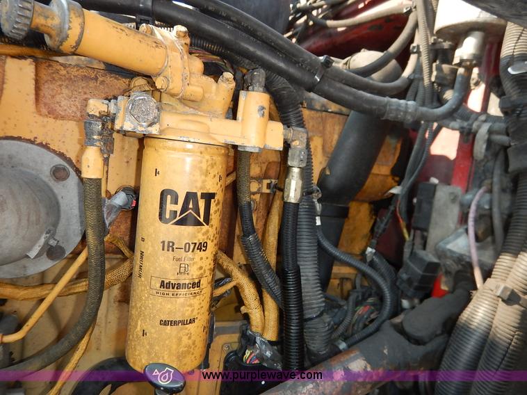 image for item K1609 2007 Peterbilt 379 semi truck