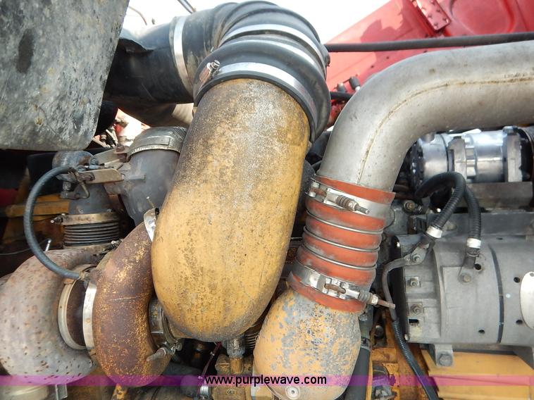 image for item K1609 2007 Peterbilt 379 semi truck