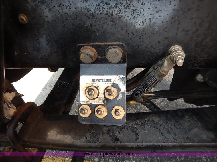 image for item K1609 2007 Peterbilt 379 semi truck