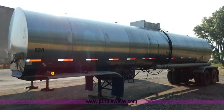 image for item K1617 1977 Karikool cargo tanker trailer