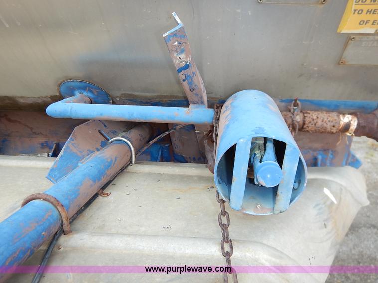 image for item K1617 1977 Karikool cargo tanker trailer