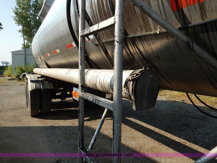 image for item K1617 1977 Karikool cargo tanker trailer