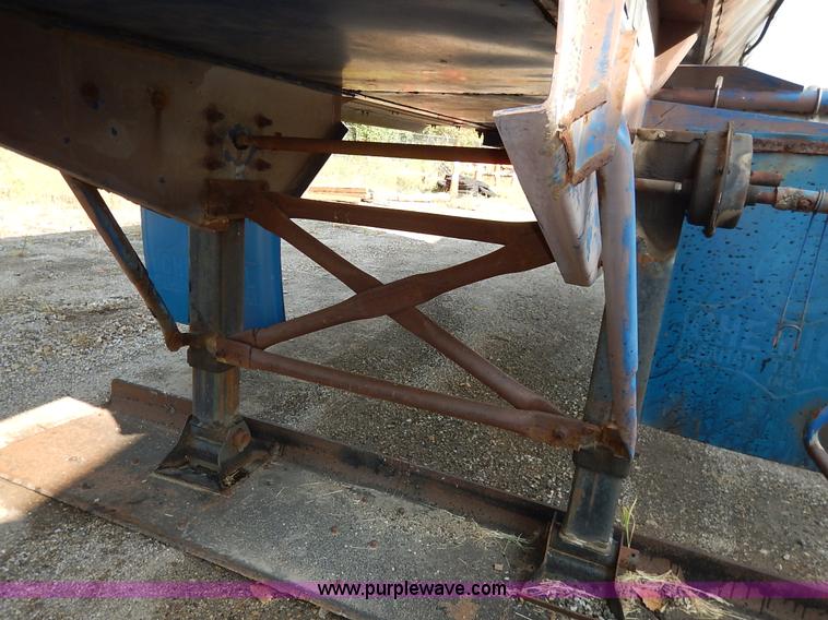 image for item K1617 1977 Karikool cargo tanker trailer