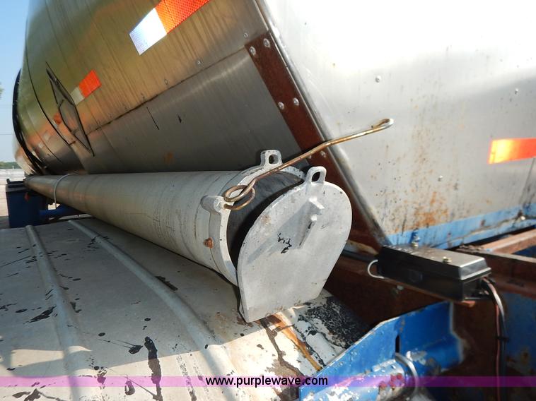 image for item K1617 1977 Karikool cargo tanker trailer