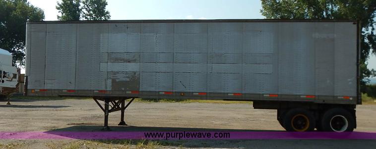image for item K1628 1969 Fruehauf FBZ9F240 dry van trailer