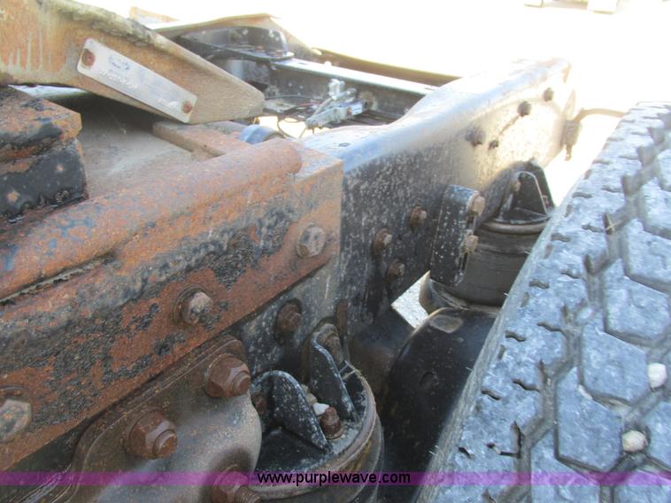 image for item K5109 1991 Kenworth T600 semi truck