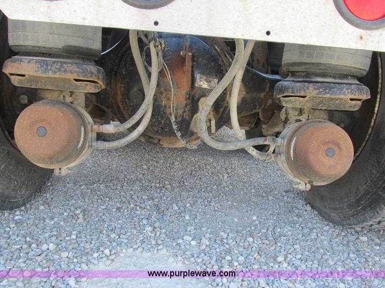 image for item K5109 1991 Kenworth T600 semi truck