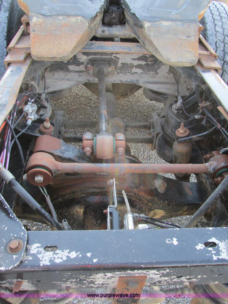 image for item K5109 1991 Kenworth T600 semi truck