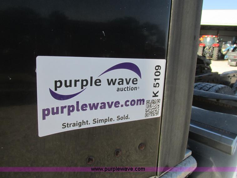 image for item K5109 1991 Kenworth T600 semi truck