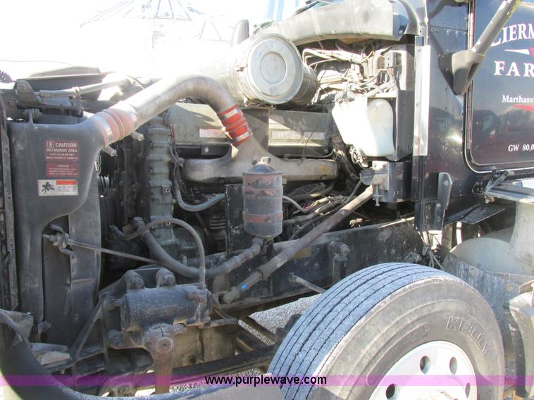 image for item K5109 1991 Kenworth T600 semi truck