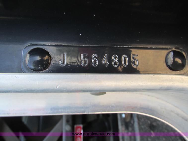 image for item K5109 1991 Kenworth T600 semi truck