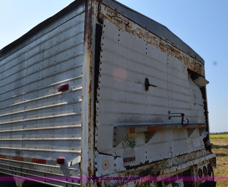image for item K6191 1983 Timpte double hopper grain trailer