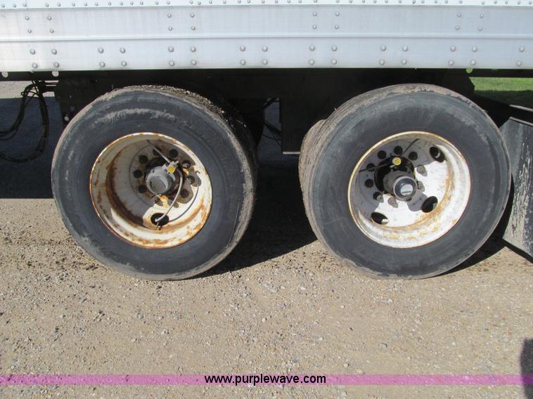 image for item K6324 2005 Great Dane 7411TP-SA dry van trailer