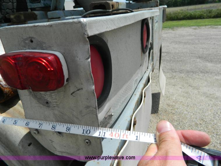 image for item K8150 1981 Fruehauf pneumatic bulk tank trailer