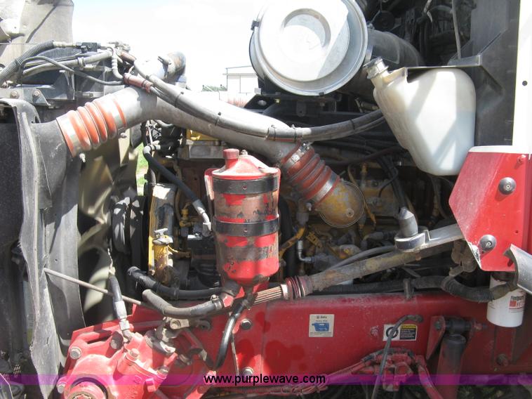 image for item K8720 2005 Kenworth T800 semi truck