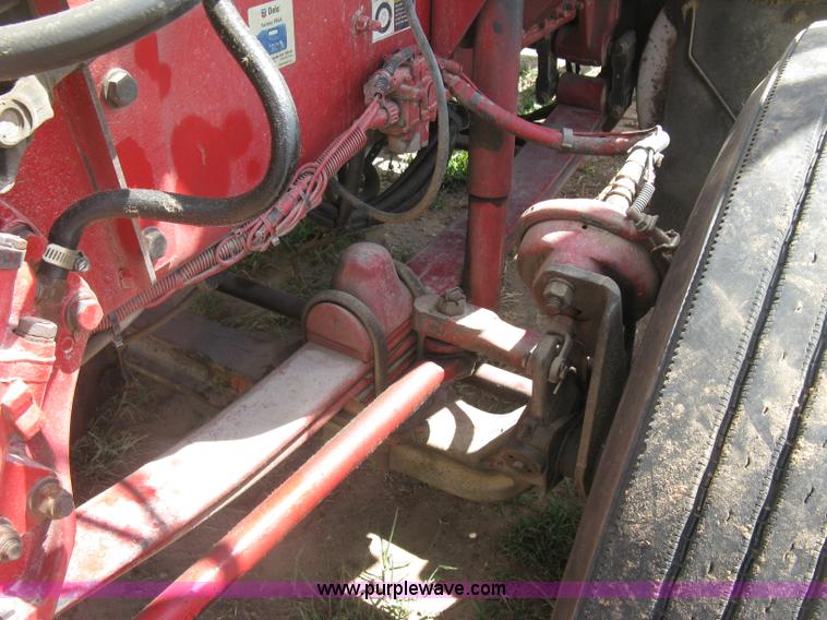 image for item K8720 2005 Kenworth T800 semi truck