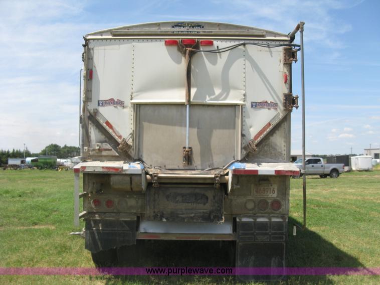 image for item K8721 2003 Wilson DWBT-600 belt trailer