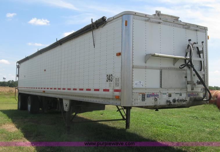 image for item K8721 2003 Wilson DWBT-600 belt trailer