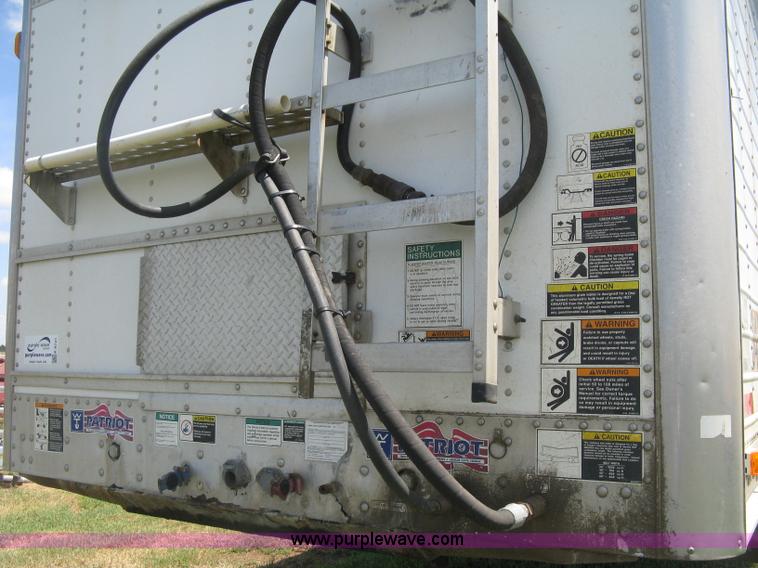 image for item K8721 2003 Wilson DWBT-600 belt trailer