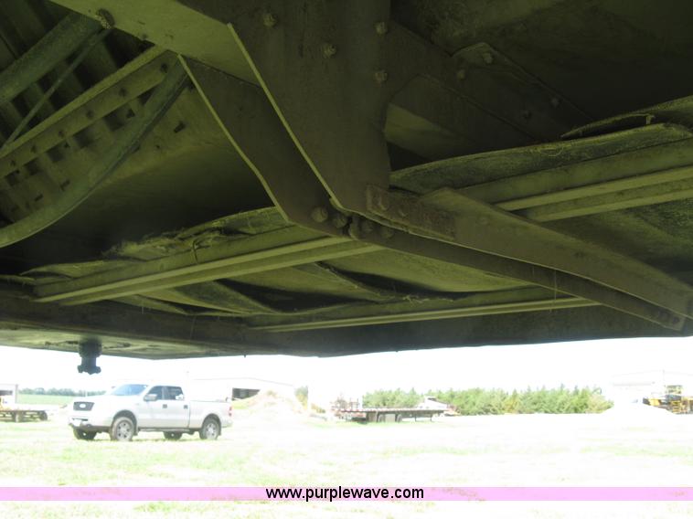 image for item K8721 2003 Wilson DWBT-600 belt trailer