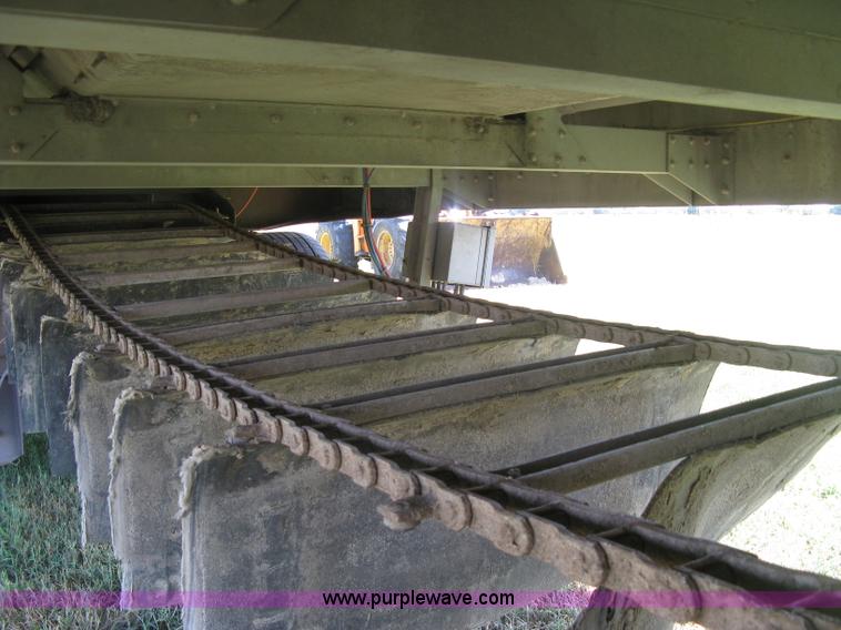 image for item K8721 2003 Wilson DWBT-600 belt trailer