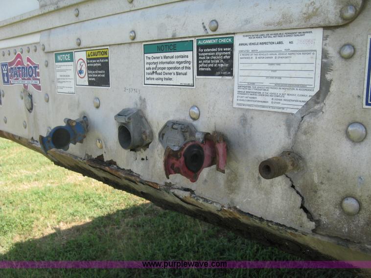 image for item K8721 2003 Wilson DWBT-600 belt trailer