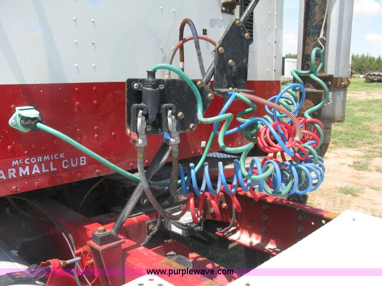 image for item K8722 2008 International 9200i semi truck