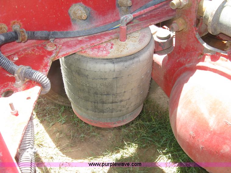 image for item K8722 2008 International 9200i semi truck