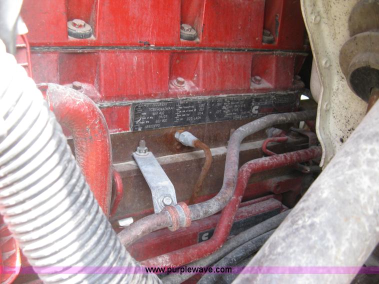 image for item K8722 2008 International 9200i semi truck