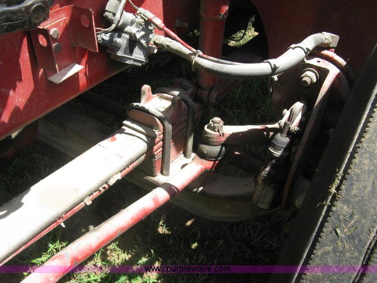 image for item K8722 2008 International 9200i semi truck