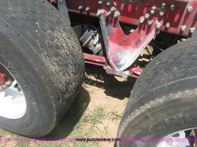 image for item K8722 2008 International 9200i semi truck