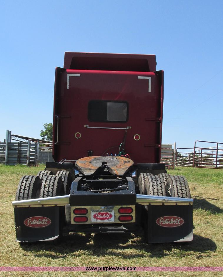 image for item L5251 2001 Peterbilt 379 semi truck