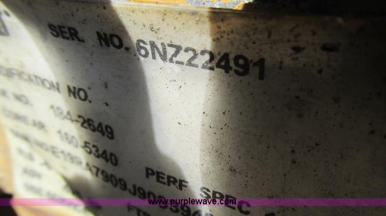 image for item L5251 2001 Peterbilt 379 semi truck