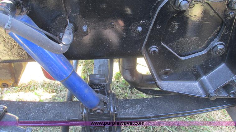 image for item L5251 2001 Peterbilt 379 semi truck