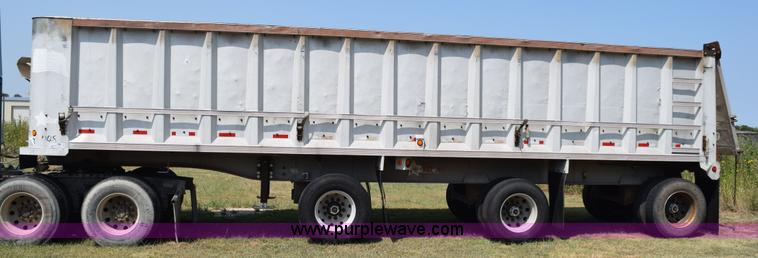 image for item L5807 1995 Trailstar end dump trailer