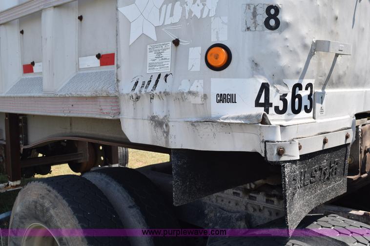 image for item L5807 1995 Trailstar end dump trailer