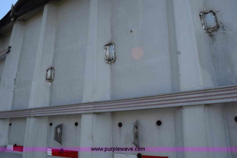 image for item L5807 1995 Trailstar end dump trailer