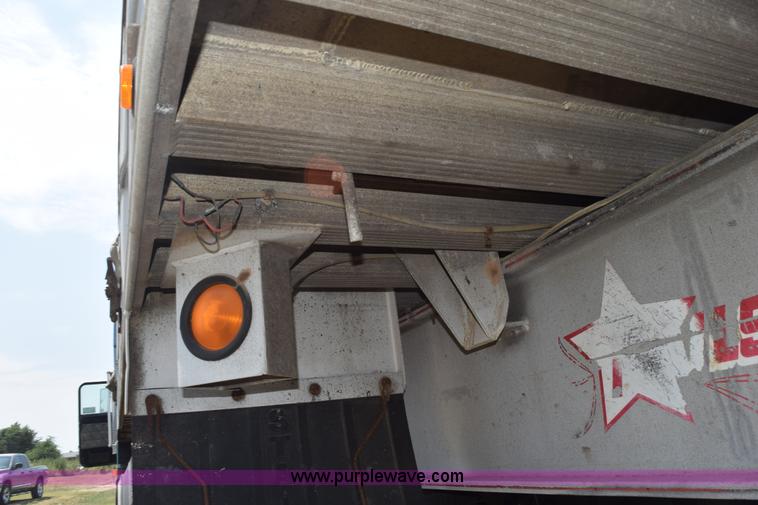 image for item L5807 1995 Trailstar end dump trailer