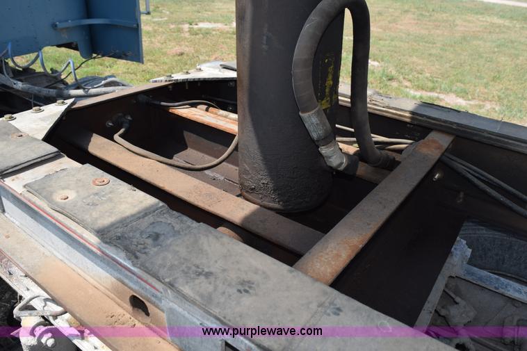 image for item L5807 1995 Trailstar end dump trailer