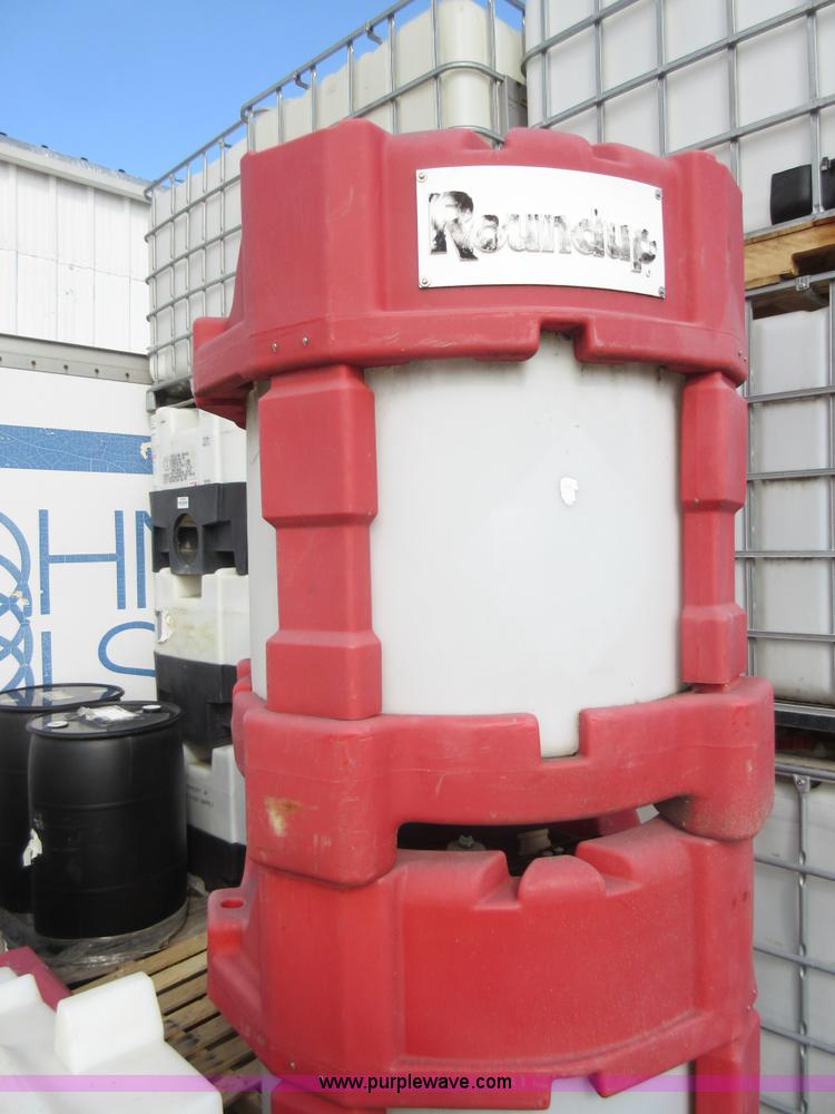 image for item AX9398 (3) 120 gallon poly tanks