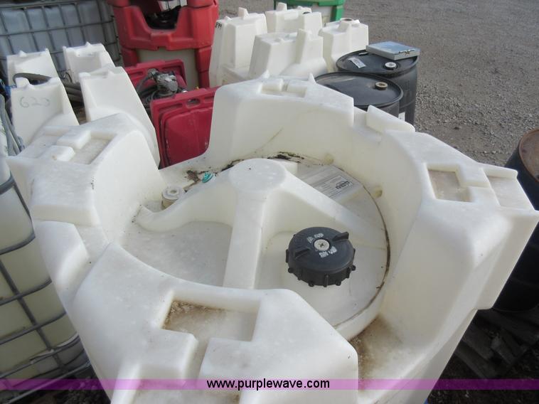 image for item AX9399 250 gallon poly tank